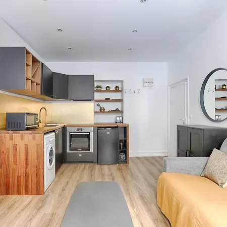 Nazareth Sentier I Charming 1br 4p شقة *